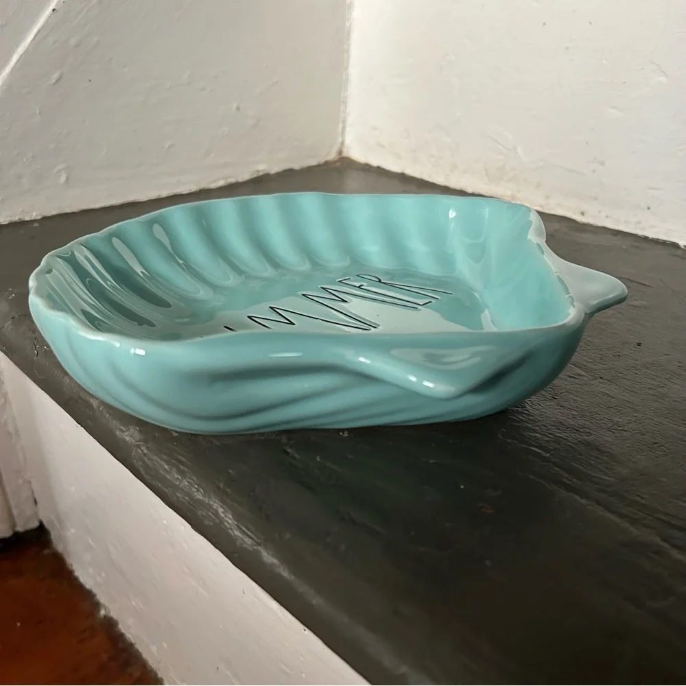 Rae Dunn SUMMER Shell Dish - Picture 3 of 8